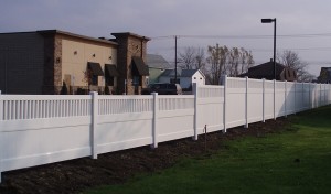 commercial chainlink fence